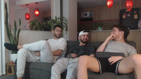 fratguysonline  12-04-2023